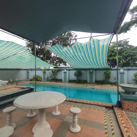 Vila Princess,Sentul 4Bedroom Dan Tenda Camping,Private Pool, Tenis Meja, Mini Billiard, Karaoke, Ayunan,Bbq, 08Satu3 80Satu6 4Satu5Satu Bogor Exterior foto