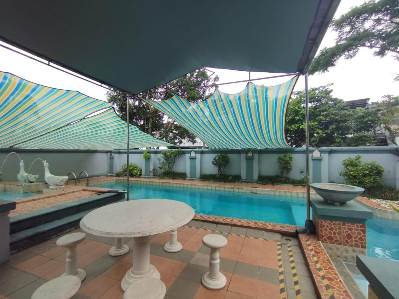 Vila Princess,Sentul 4Bedroom Dan Tenda Camping,Private Pool, Tenis Meja, Mini Billiard, Karaoke, Ayunan,Bbq, 08Satu3 80Satu6 4Satu5Satu Bogor Exterior foto