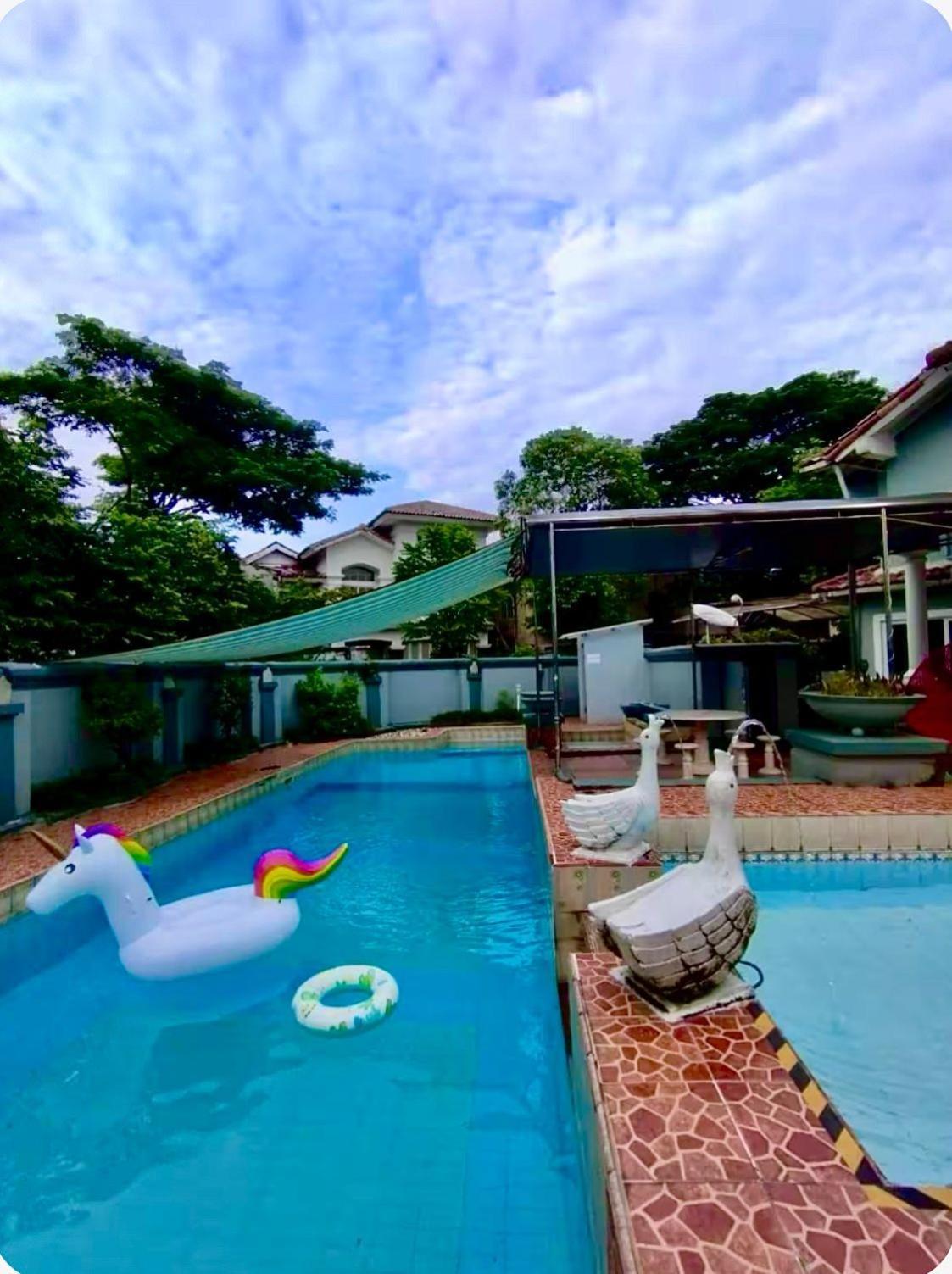 Vila Princess,Sentul 4Bedroom Dan Tenda Camping,Private Pool, Tenis Meja, Mini Billiard, Karaoke, Ayunan,Bbq, 08Satu3 80Satu6 4Satu5Satu Bogor Exterior foto